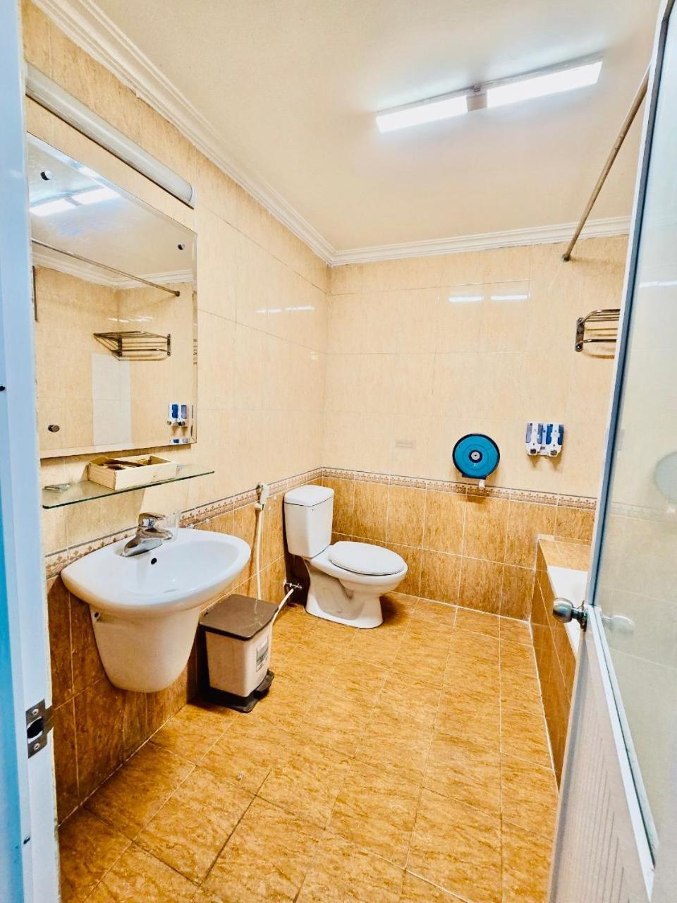 Il Divo Hostel & Spa Hanoi Exterior photo