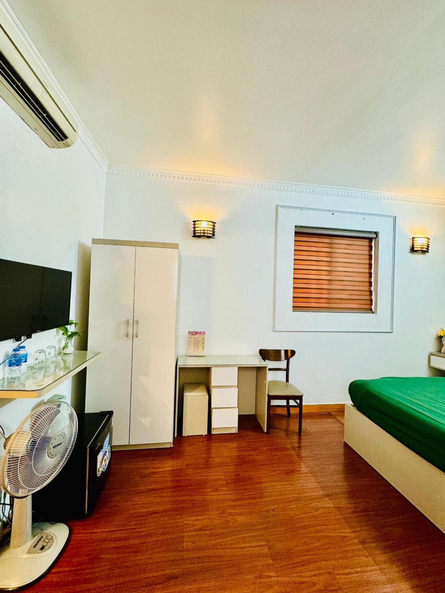 Il Divo Hostel & Spa Hanoi Exterior photo